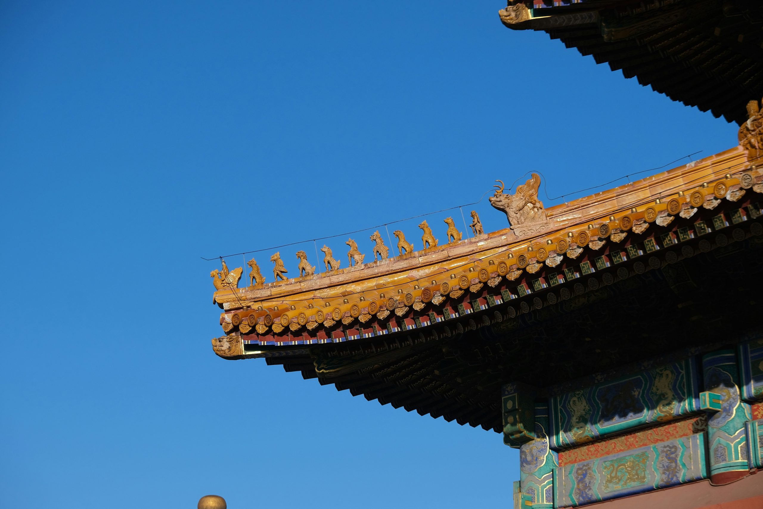 discover the charm and history of beijing's hutongs with our immersive exploration tours. visit hidden gems, sample local cuisine, and experience authentic local culture.